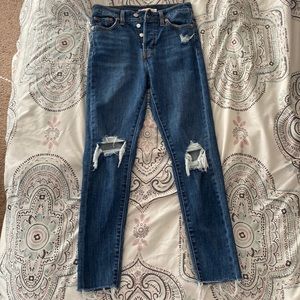 Levi’s Wedgie Icon Ripped Raw Hem Skinny Jeans